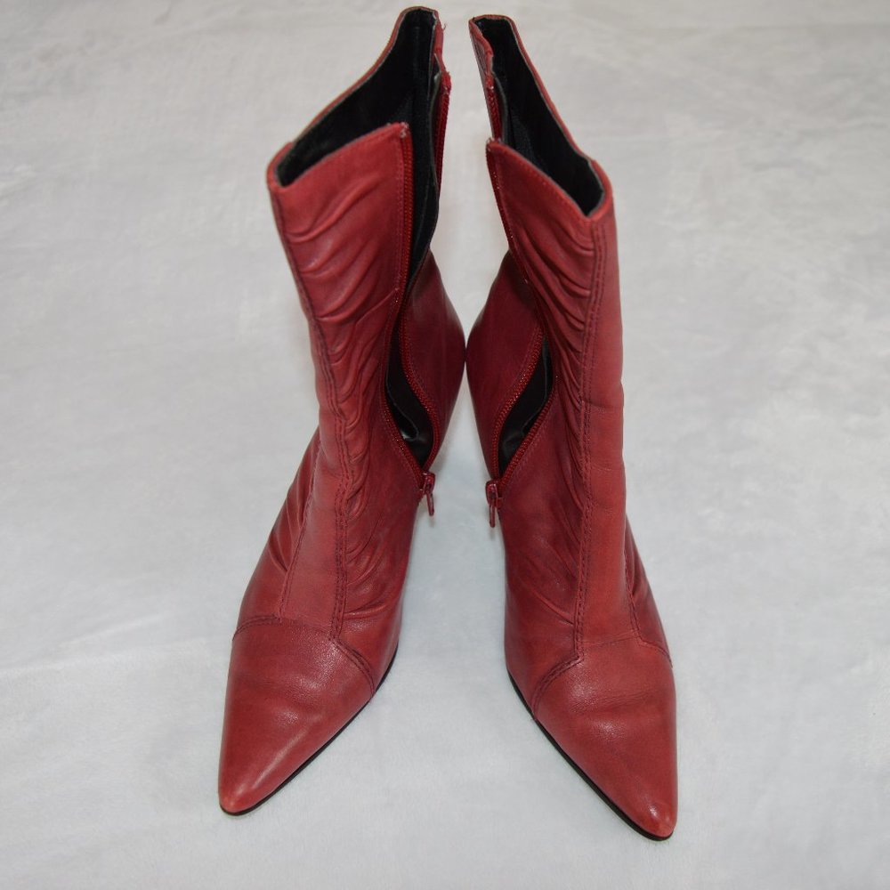 Apostrophe Ankle Boots size 6